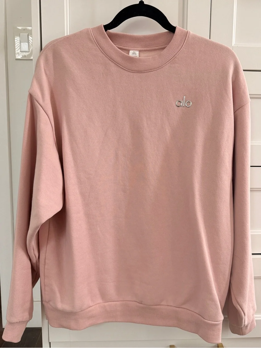ALO Yoga Unisex Crew Neck Pull Over - Pink Quartz